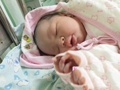 恭喜陆先生喜得一女