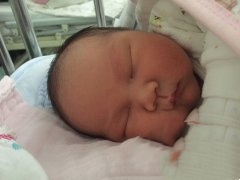 无精症丈夫通过试管助孕让妻子成功怀孕